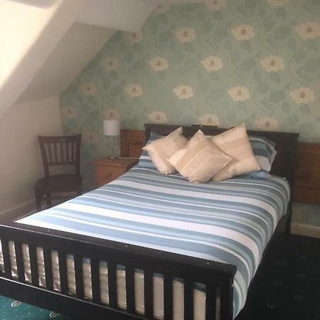 The Bear Hotel Chippenham  Luaran gambar