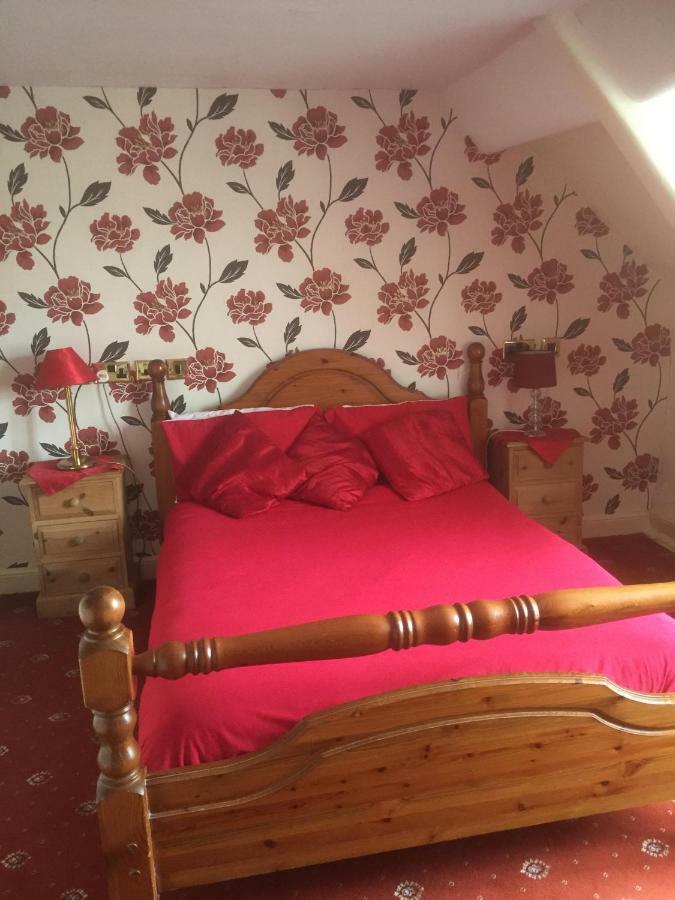 The Bear Hotel Chippenham  Luaran gambar